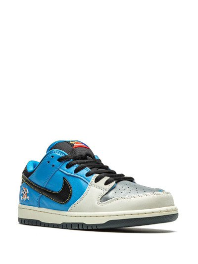 Jordan x Instant Skateboards SB Dunk Low Pro sneakers outlook