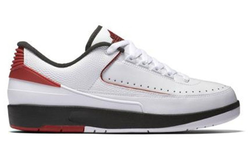 Jordan Air Jordan 2 Retro Low 'Chicago' 832819-101 outlook
