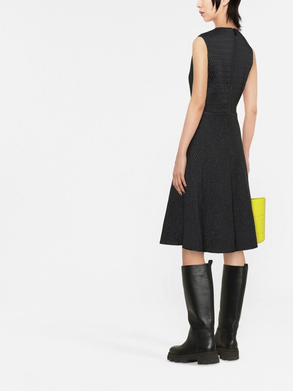 quilted sleeveless flared dress - 4