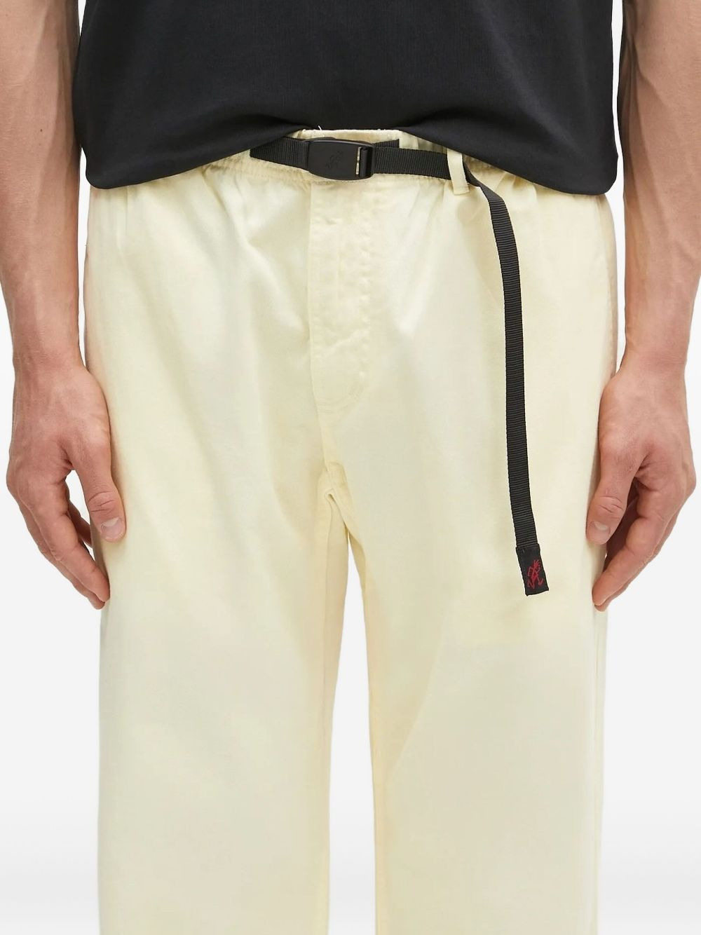 elasticated-waist belted trousers - 3