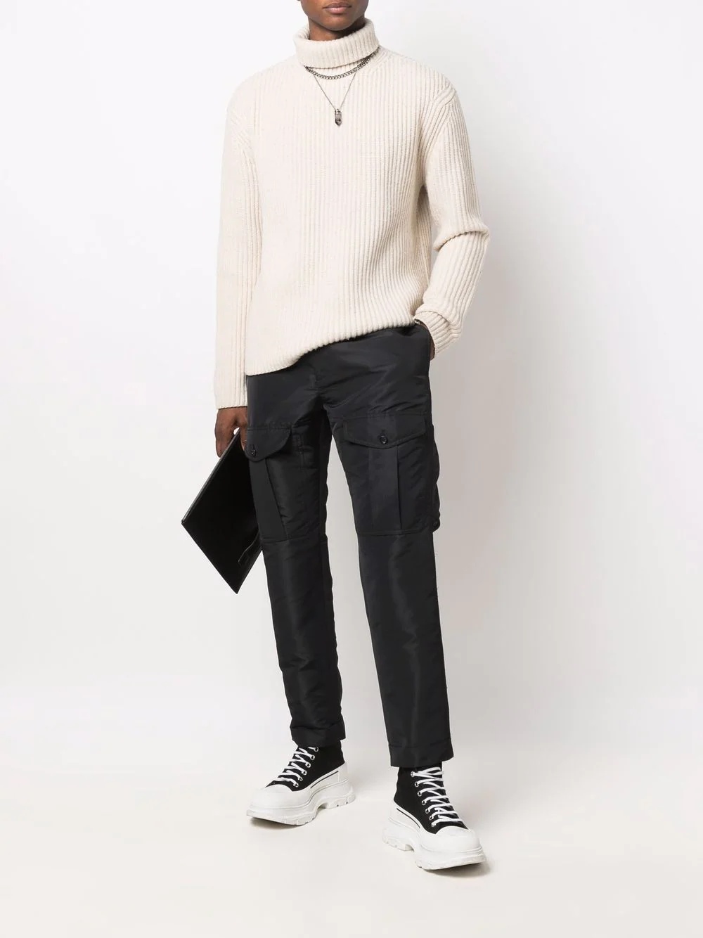 tapered-leg cargo-pocket trousers - 2