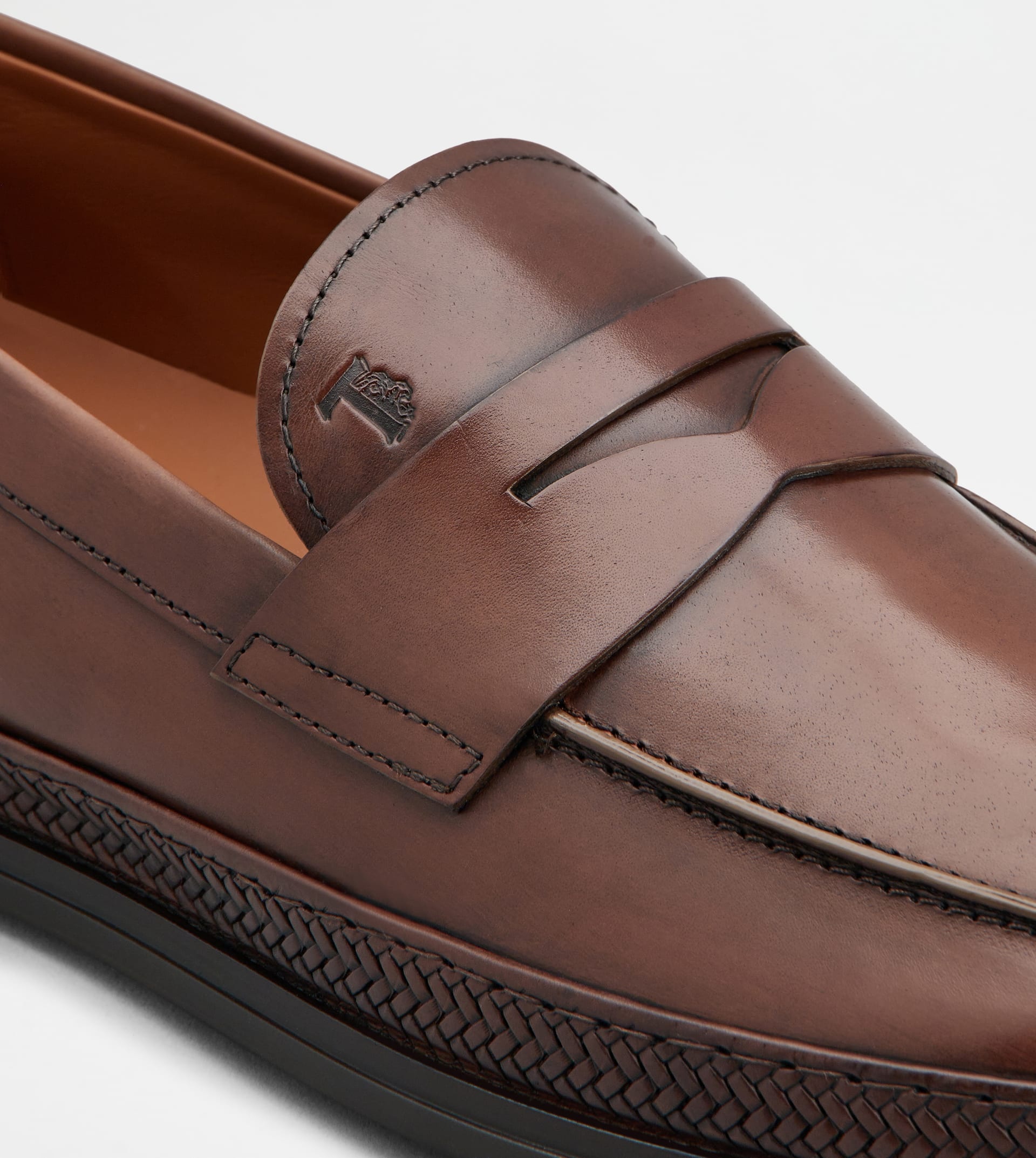 LOAFERS IN LEATHER - BROWN - 5