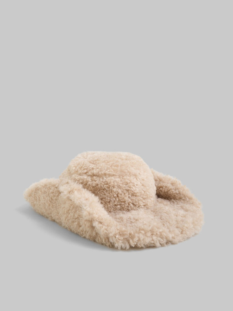 Marni IVORY FAUX FUR COWBOY HAT outlook