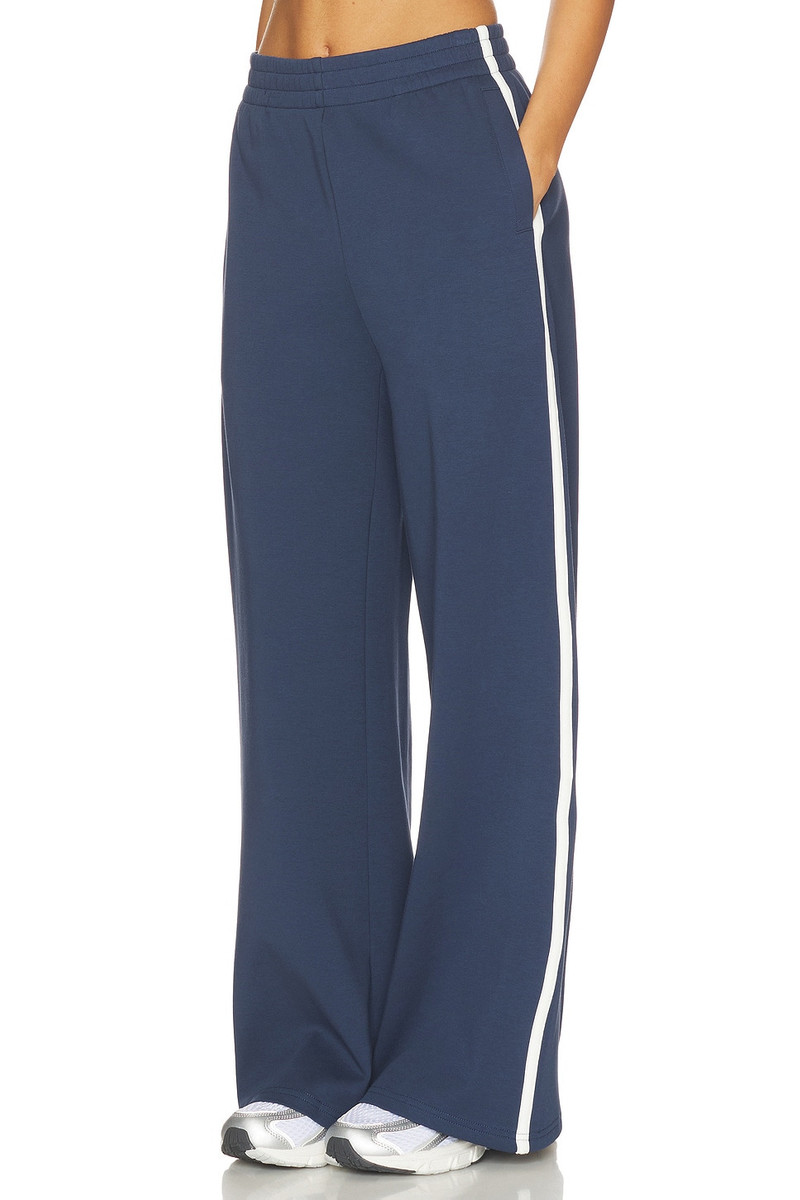 Travel Wide Leg Pants 1