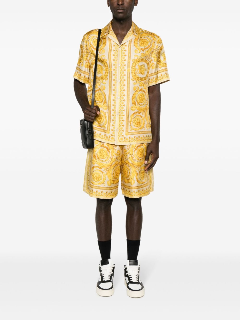 Barocco-print silk shorts - 2