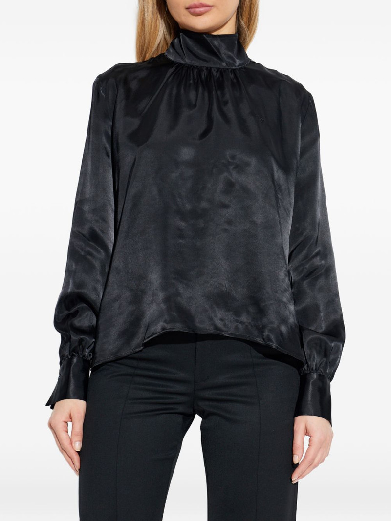 open-back turtleneck top 3