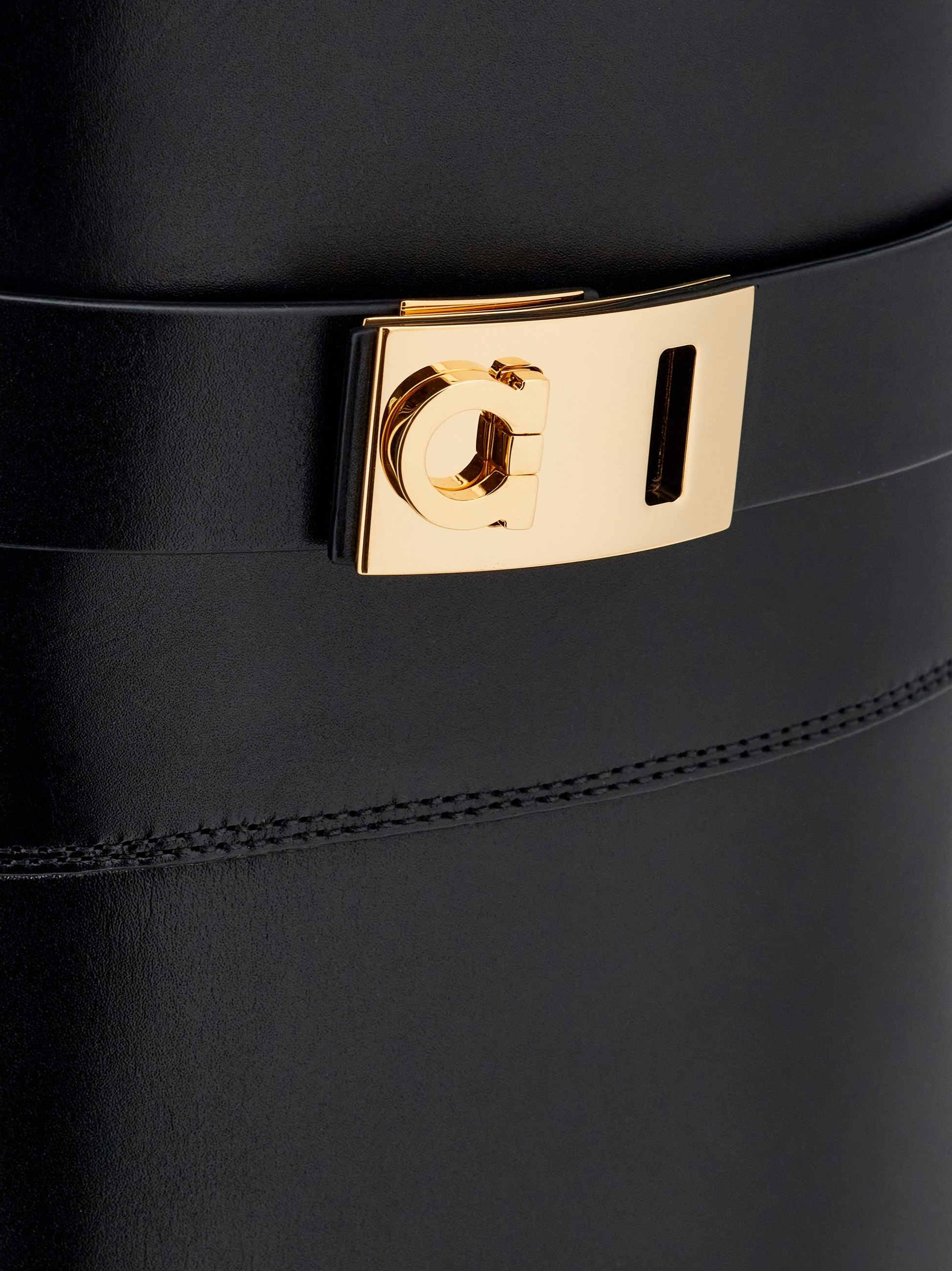 Hug buckle boot - 7