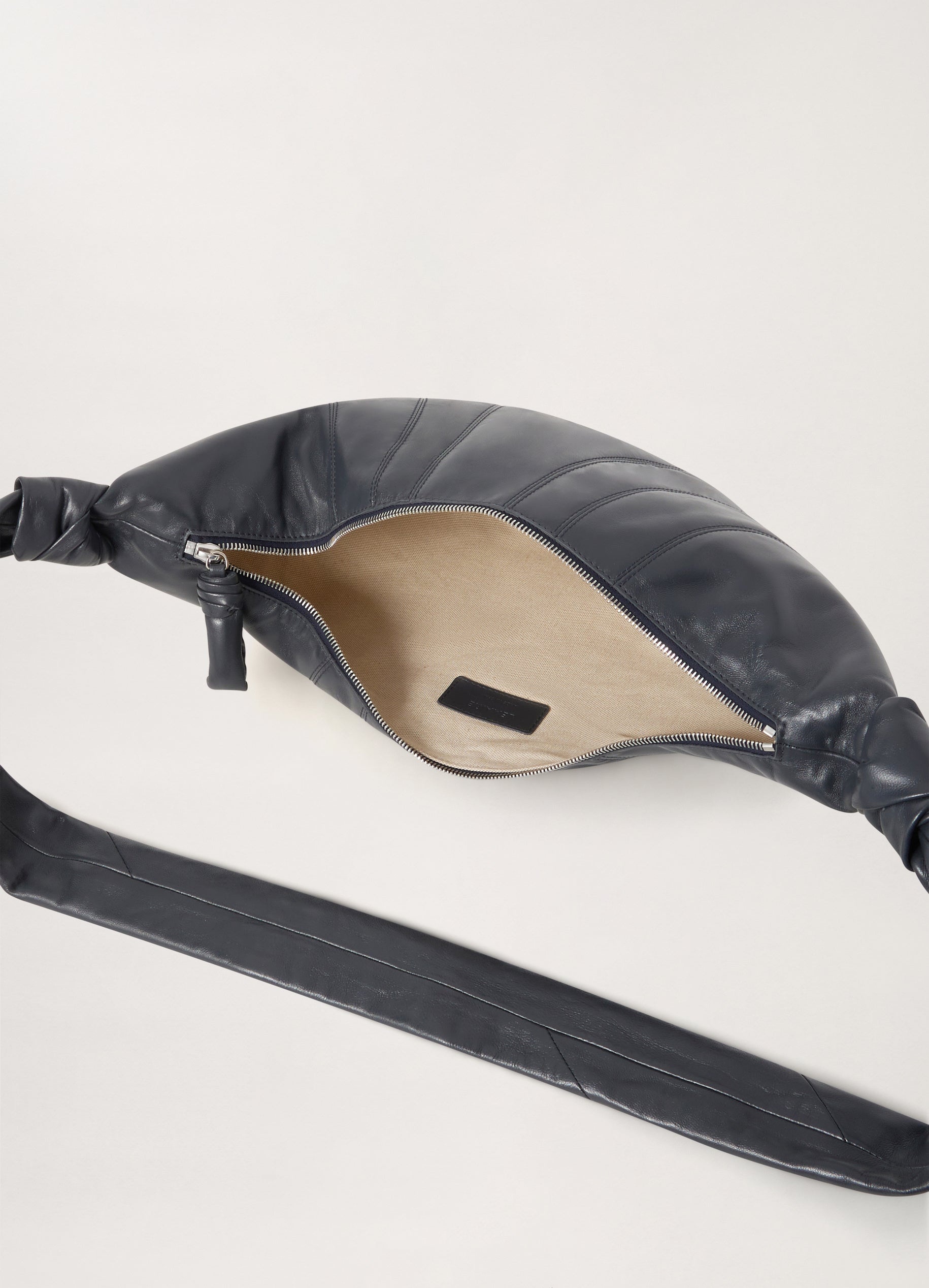 MEDIUM CROISSANT BAG - 6