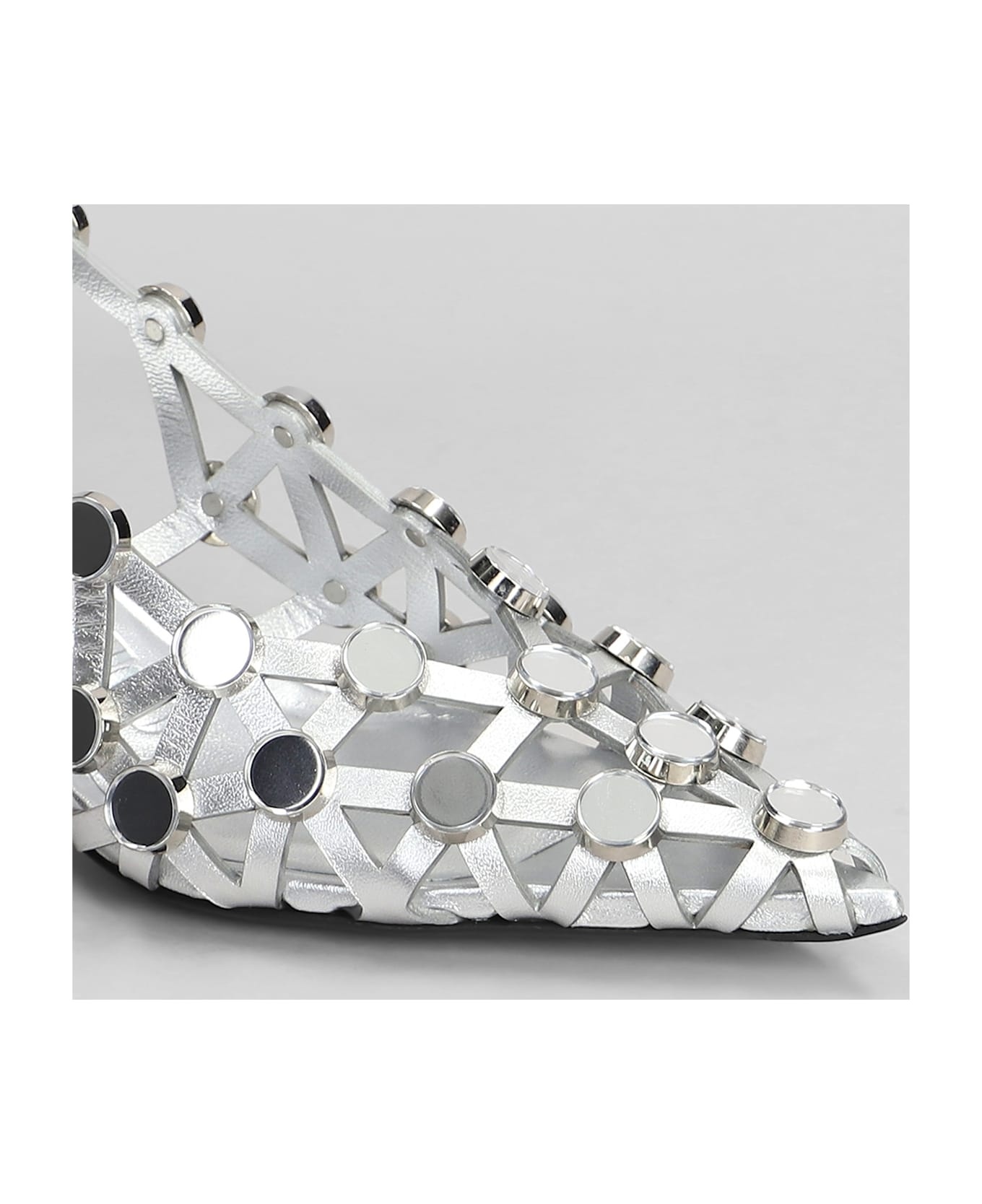 Grid Pumps In Silver Leather - 5