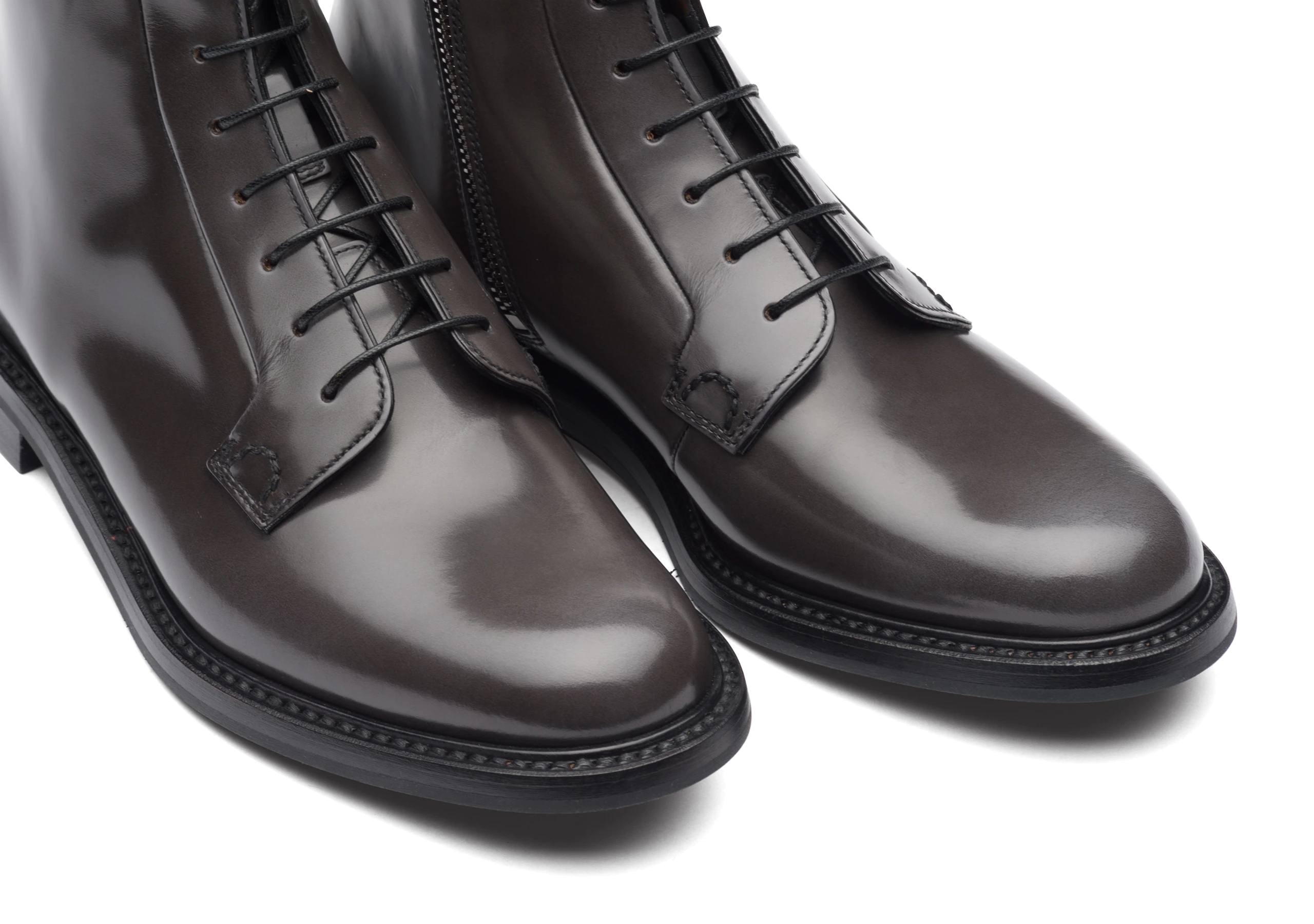 Alexandra
Polished Binder Lace Up Boot Asphalt - 4