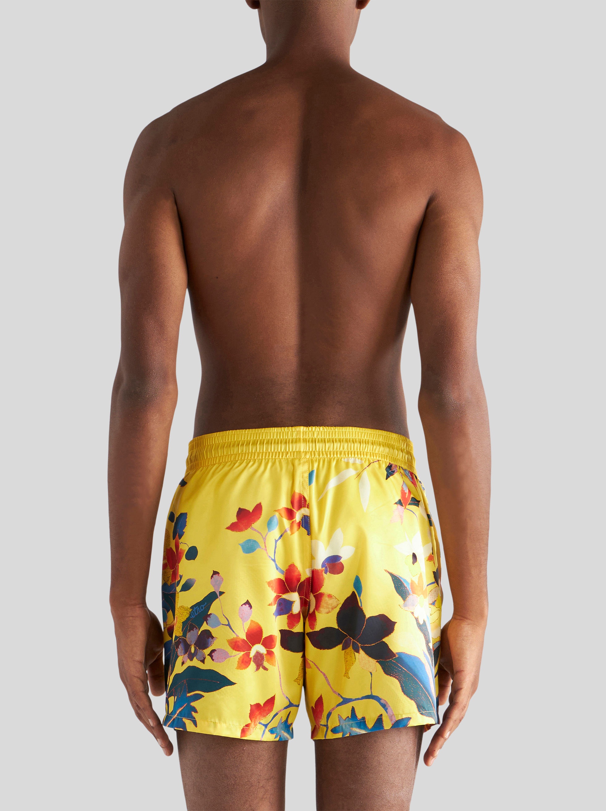 COSTUME WITH LEAFY FLORAL PRINT - 4
