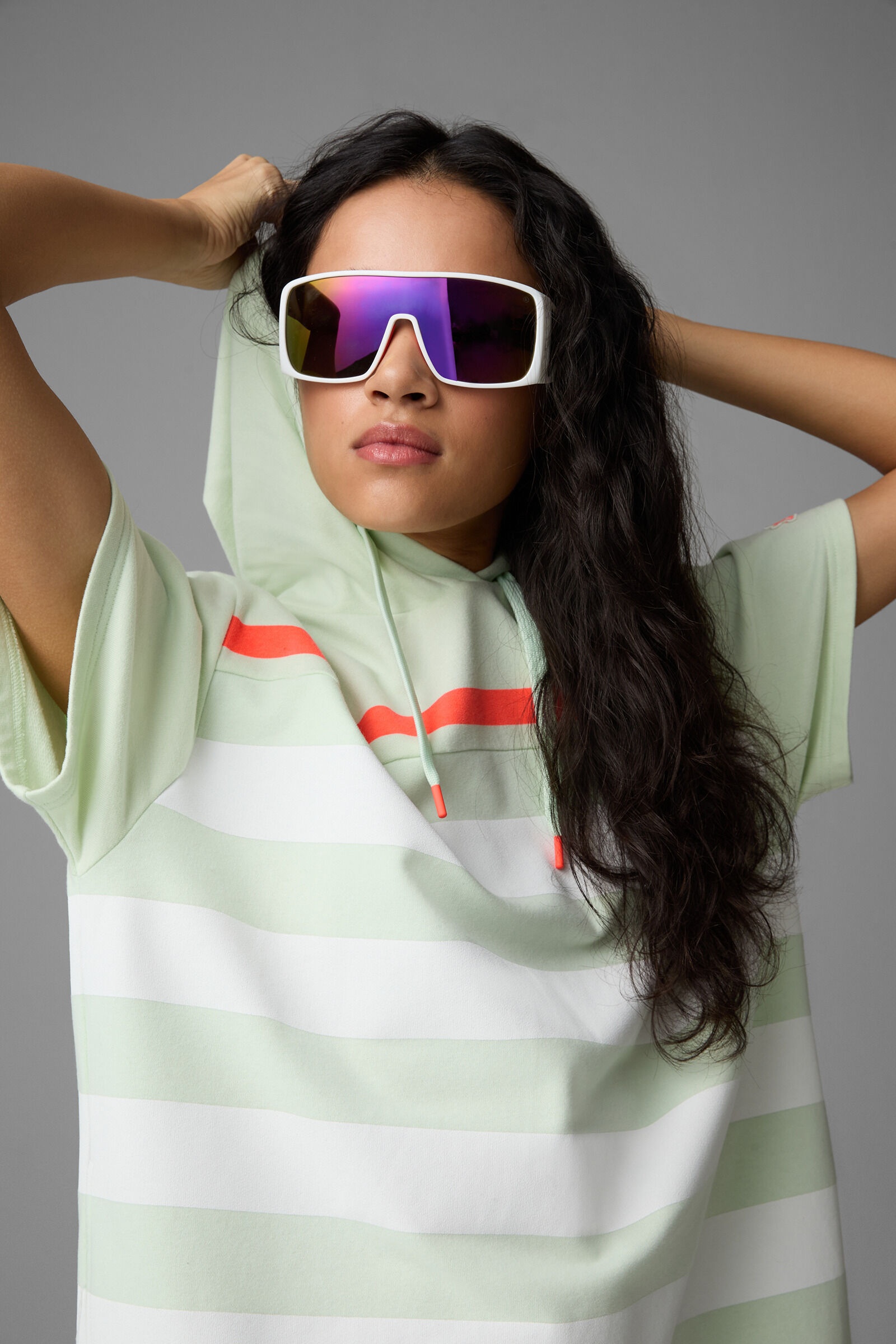 Yalda Sweatshirt dress in Light green/White - 6