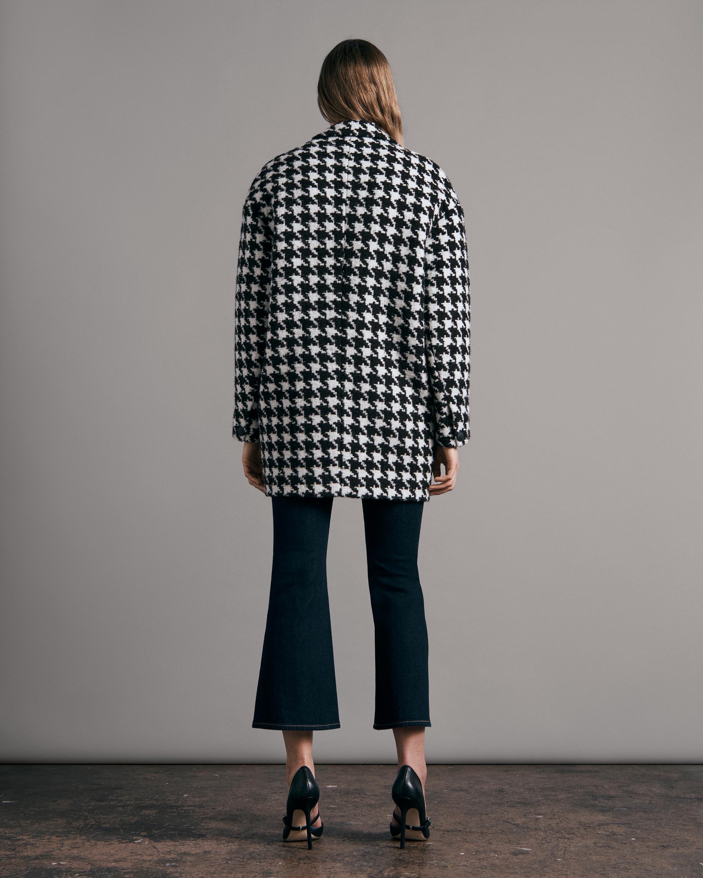 Danny Wool Houndstooth Jacket
Classic Fit Jacket - 4