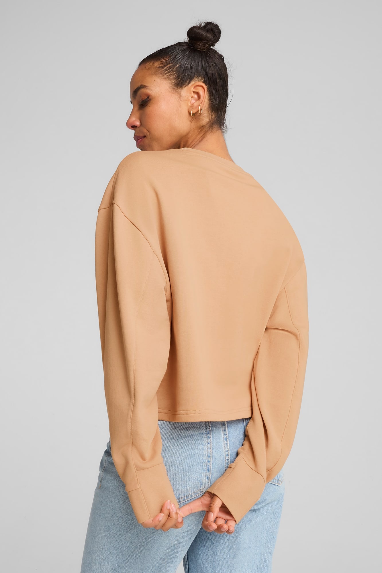 HER Women's Relaxed Crew Sweatshirt - 4