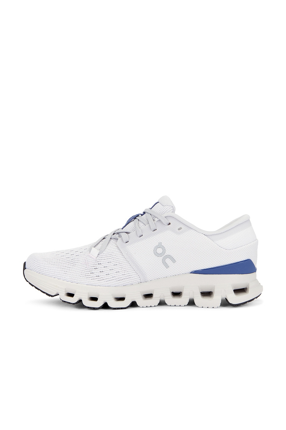 Cloud X 4 Sneaker - 5