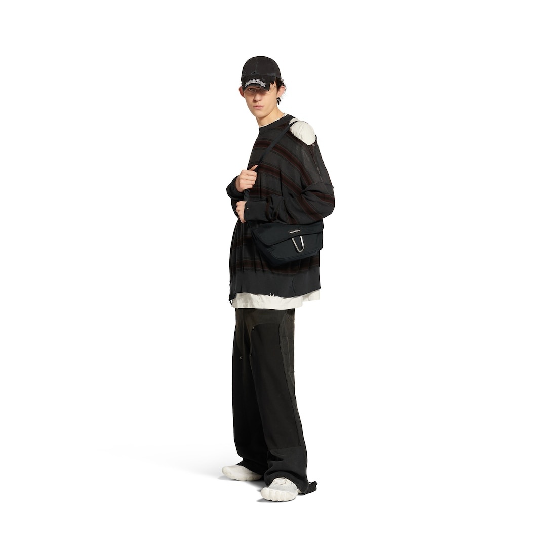 Men's Explorer Flap Messenger Bag Small in Black - 6