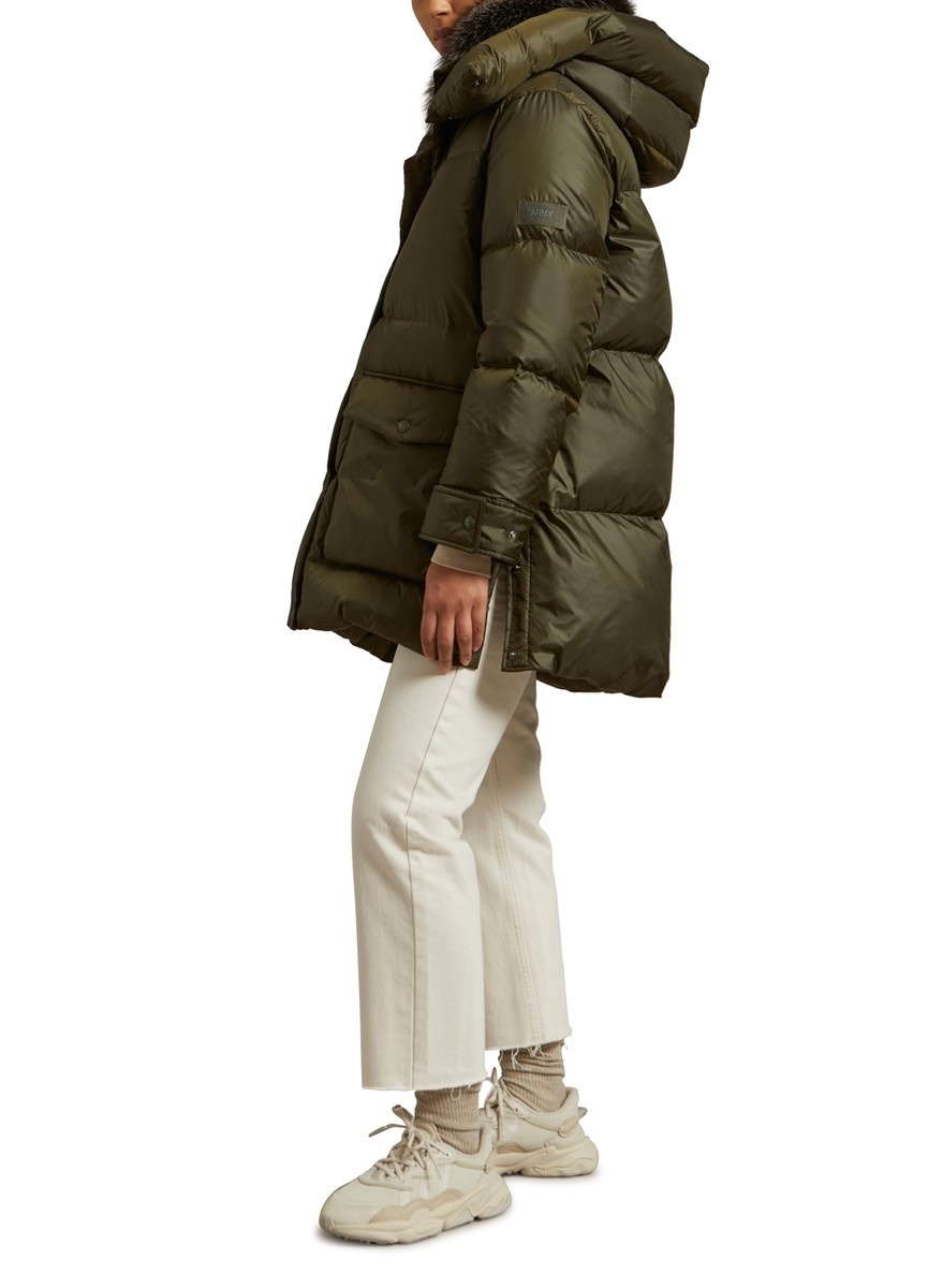 3/4-length puffer jacket made from a water-resistant technical fabric with a fox fur collar - 5