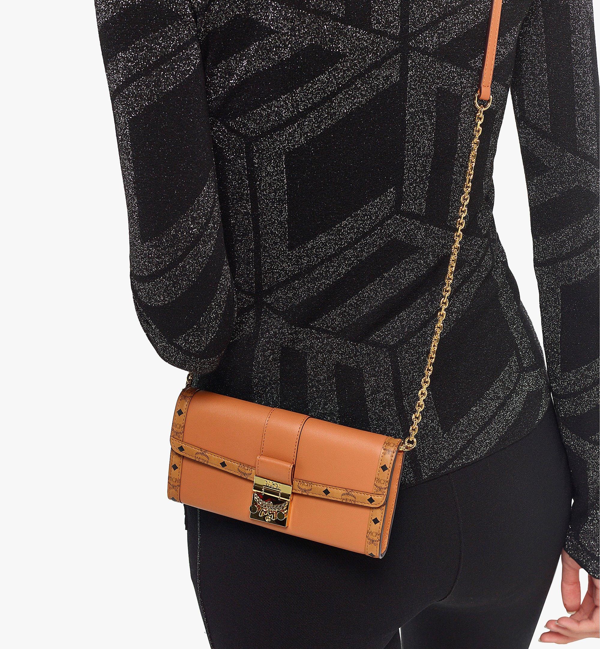 [MCM]★Tracy Leather Vicetos Mix Chain Wallet Large Tracy Wallet on Chain in Visetos Cognac | MCM ®US