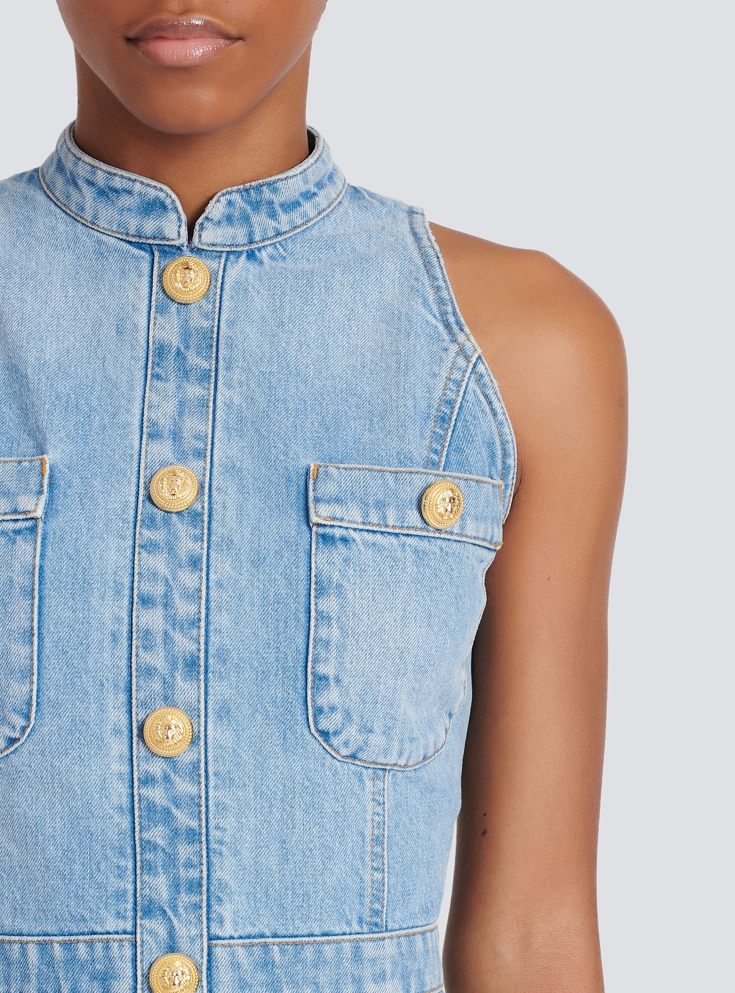 Short denim dress - 7