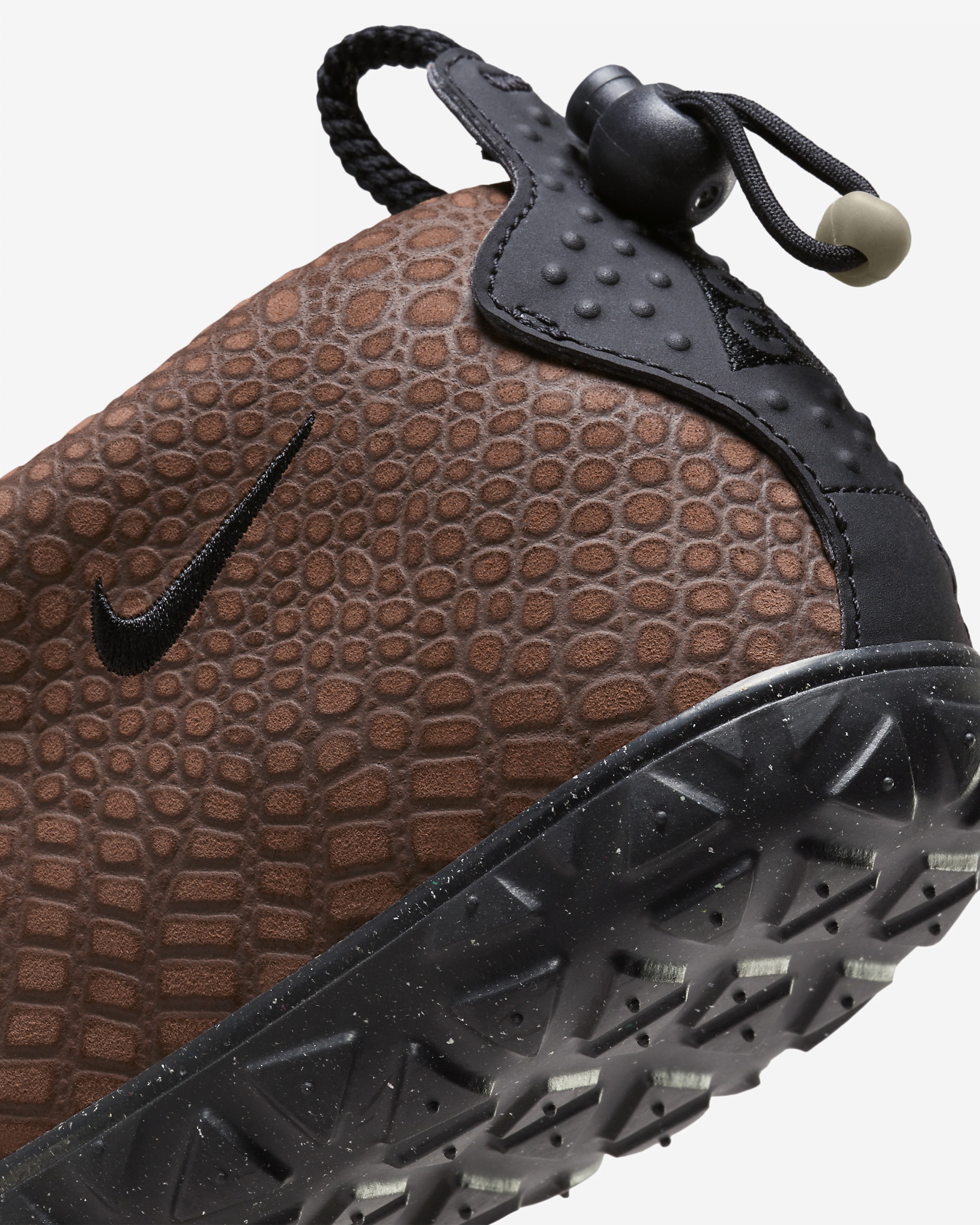 Nike Men's Nike ACG Moc Premium Shoes | REVERSIBLE