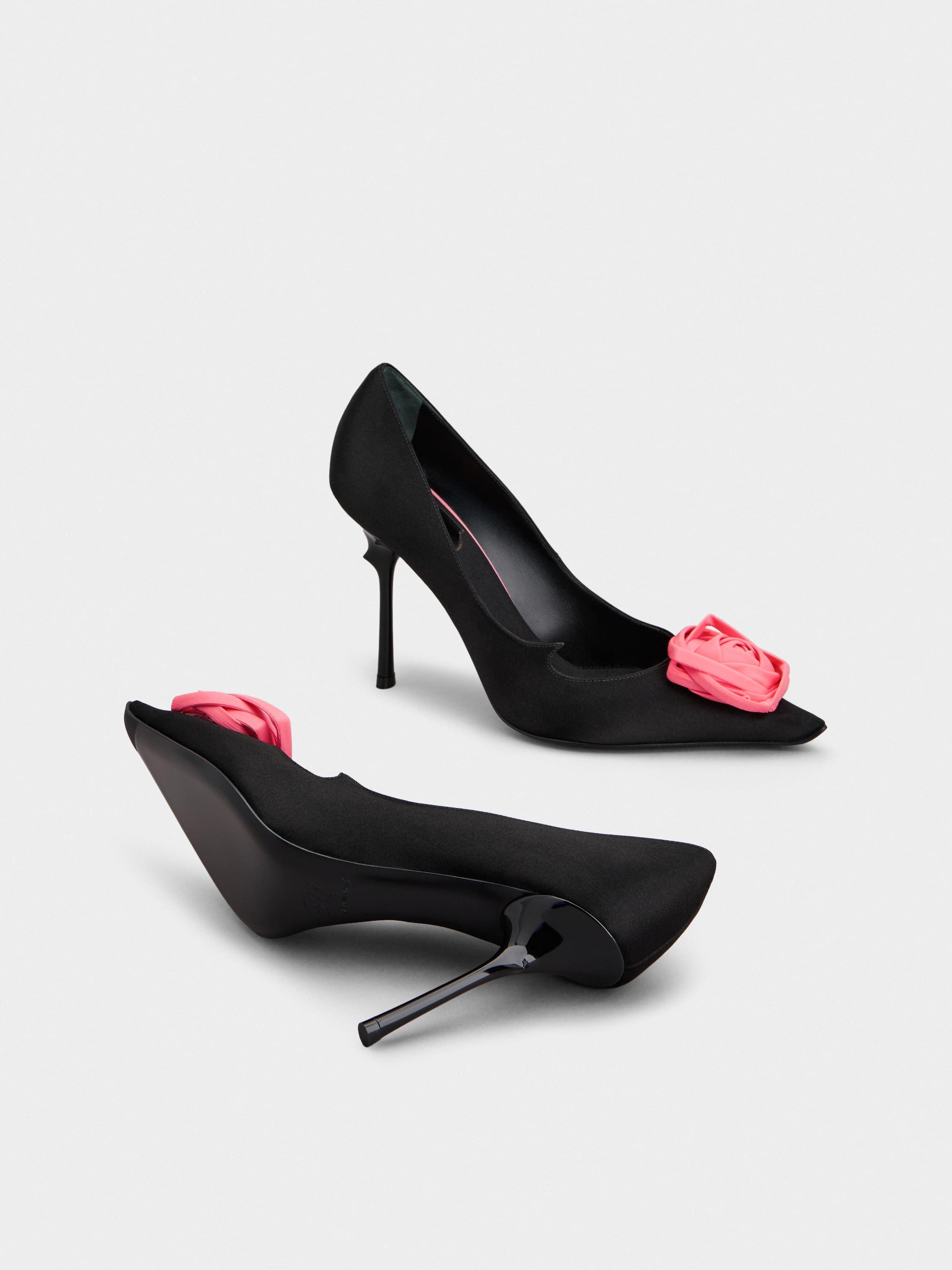Rose Vivier Pumps in satin - 6
