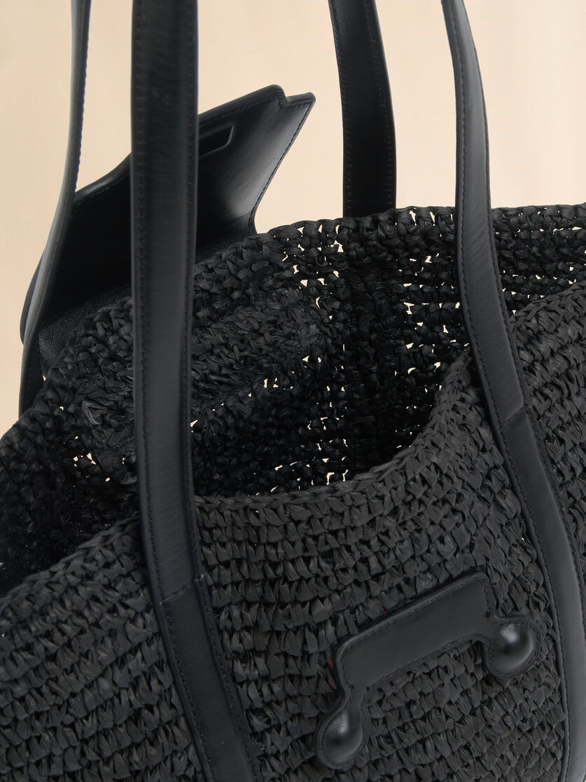 SMALL BLACK RAFFIA-EFFECT TRUNKAROO BEACH BAG - 4