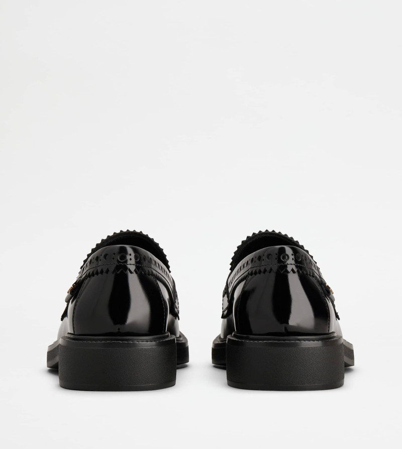 Tod's LOAFERS IN LEATHER - BLACK outlook