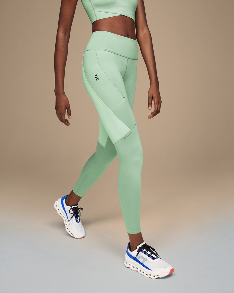 Performance Tights 1