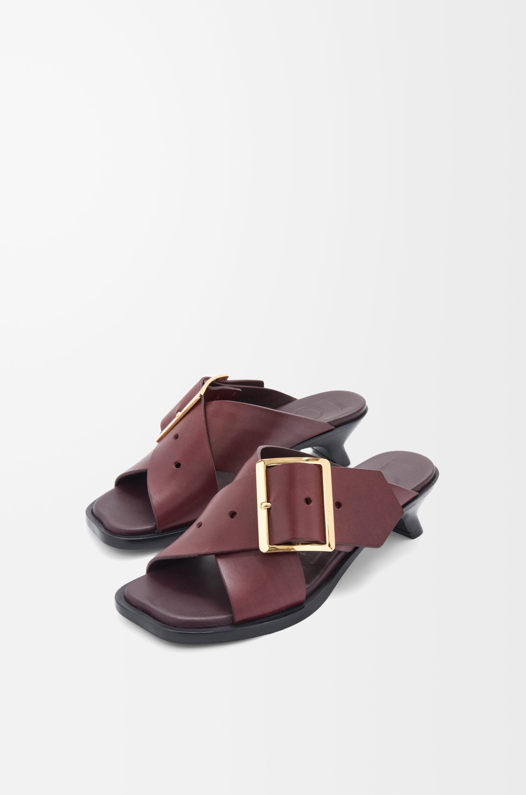 Petal Belt sandal in vegetable-tanned calfskin - 3