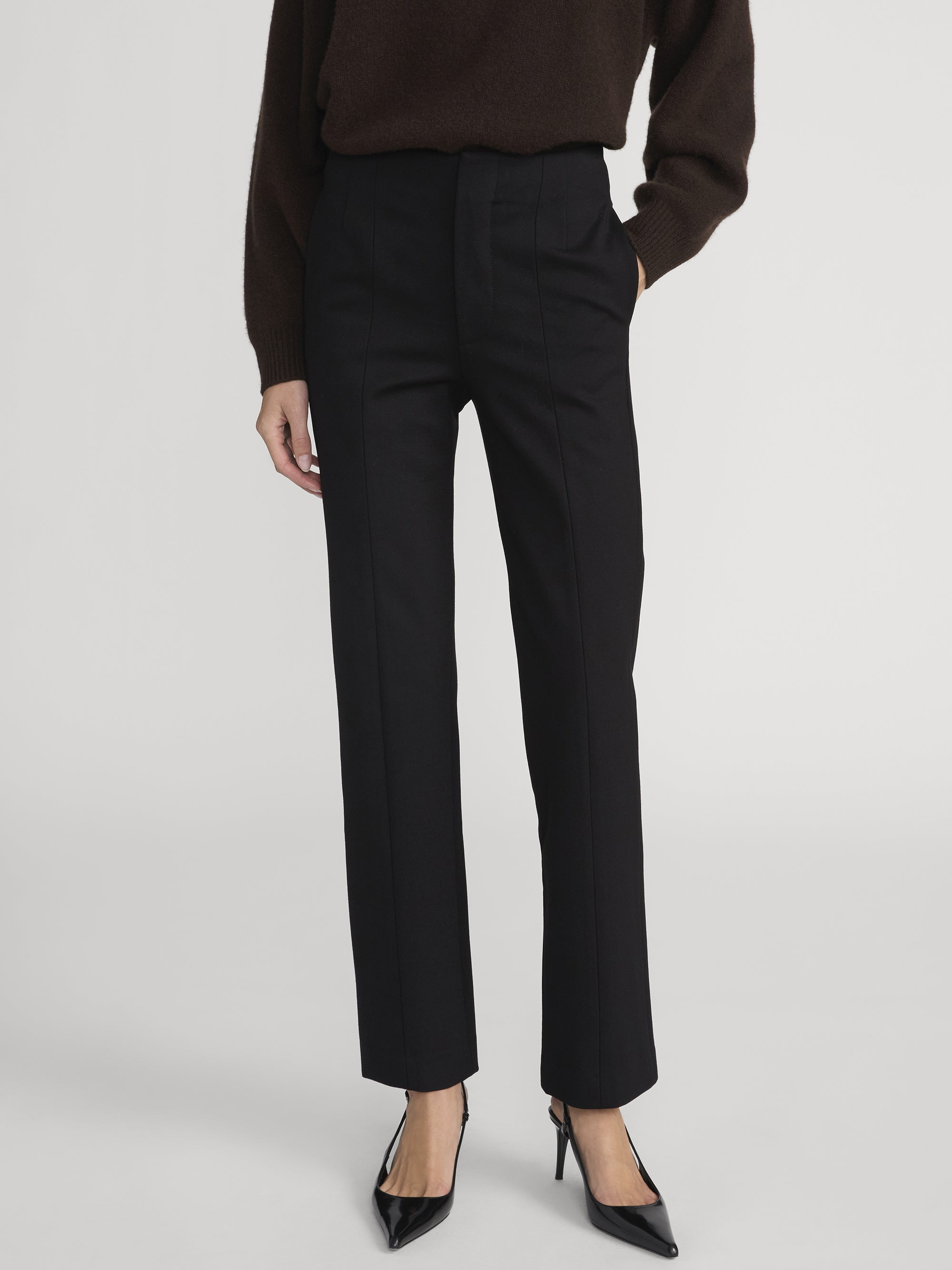 The Sleek Trouser in Black - 3