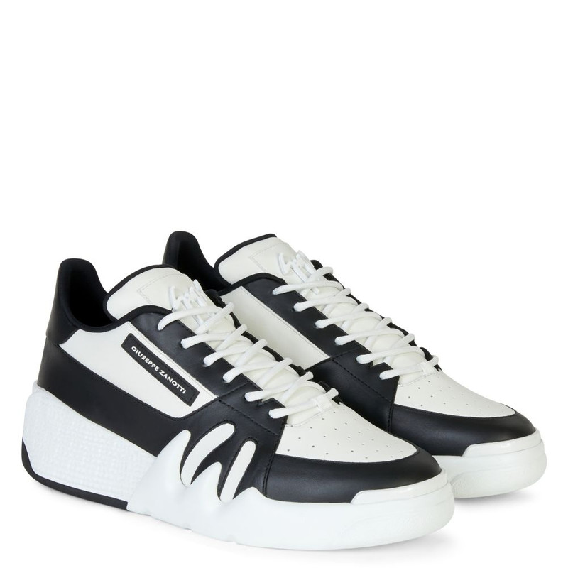 Giuseppe Zanotti Talon outlook