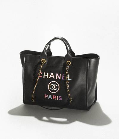CHANEL Large Shopping Bag outlook