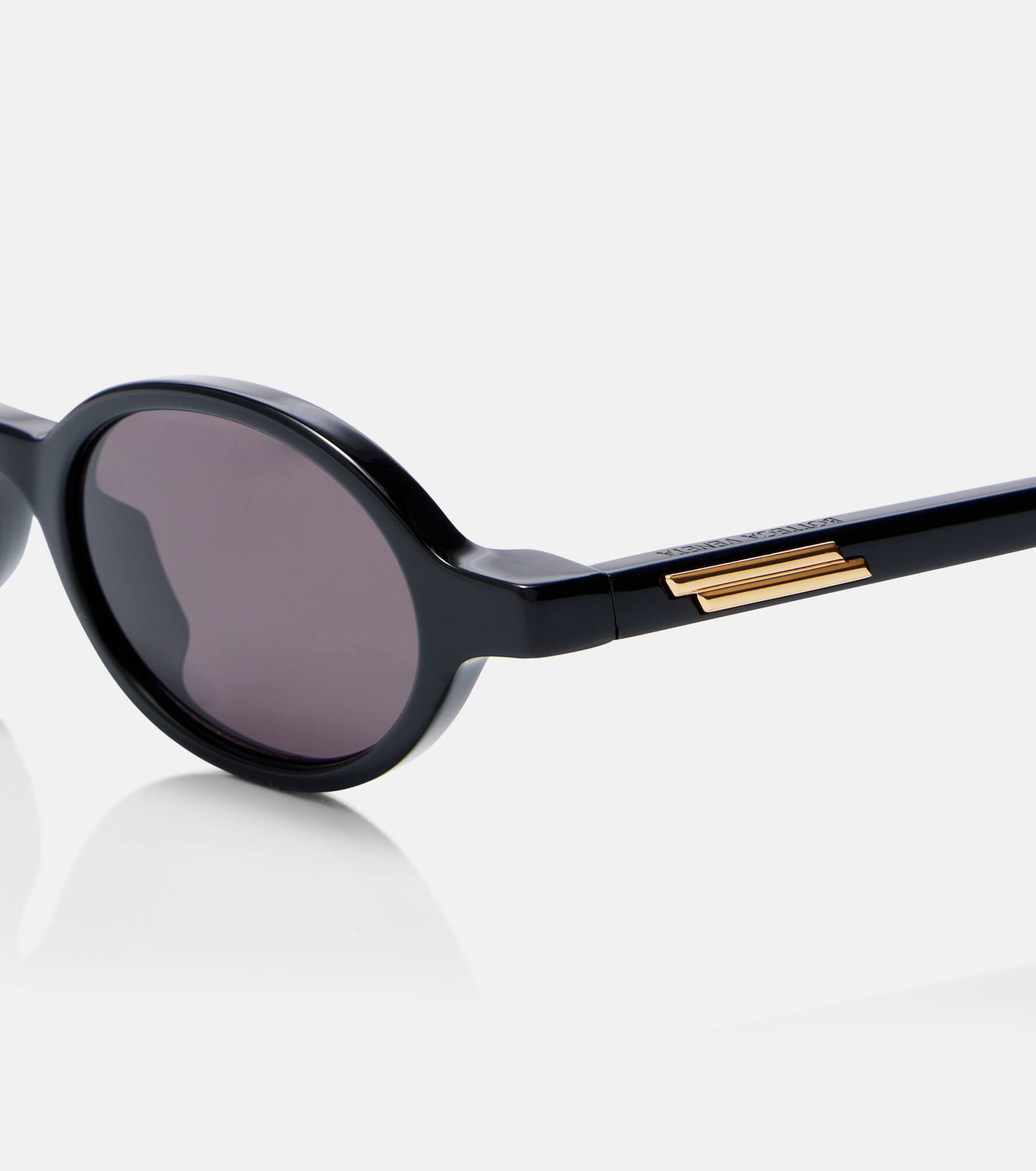 Classic oval sunglasses - 2