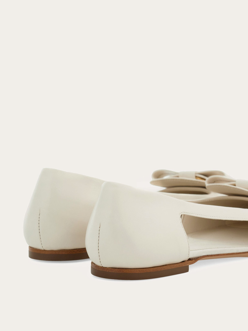 Cut out ballet flat with Drop Bow ornament 4