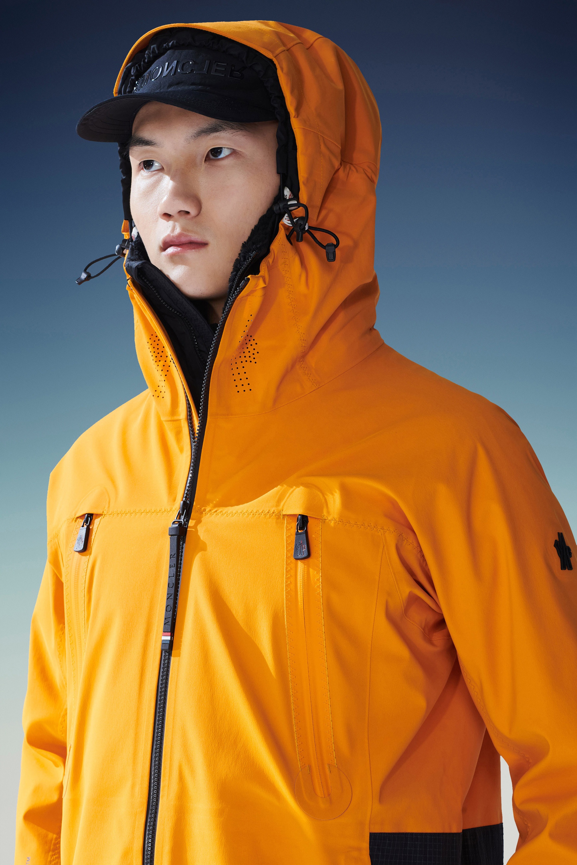 Gryon Windbreaker - 4