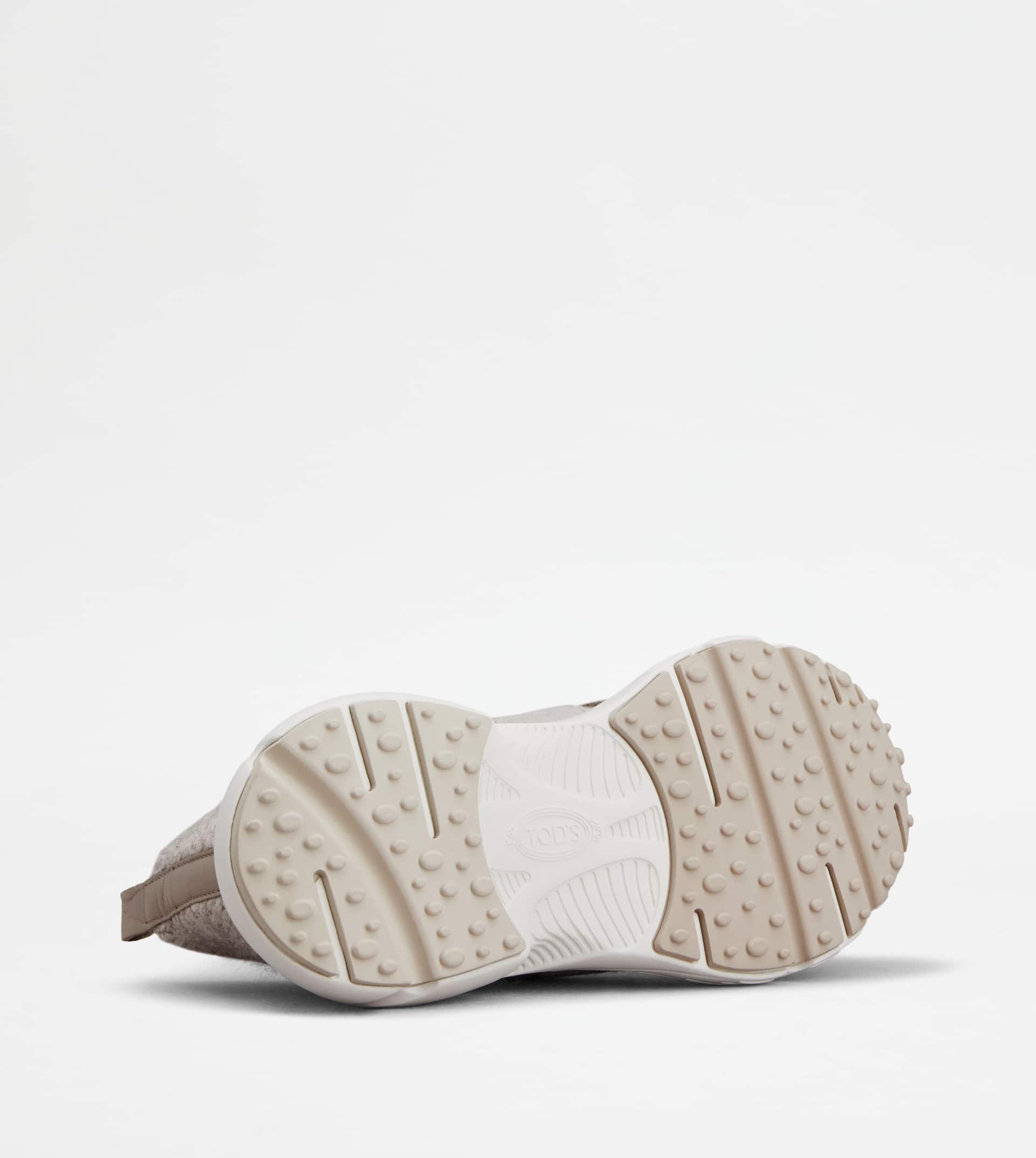 KATE SLIP-ON SNEAKERS IN FABRIC - GREY - 6