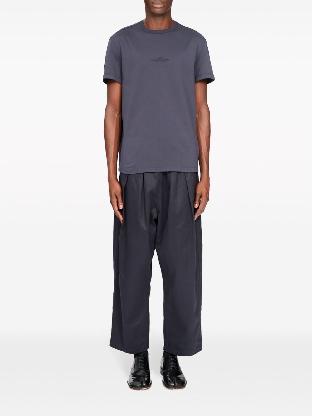 loose-fit cropped leg - 2