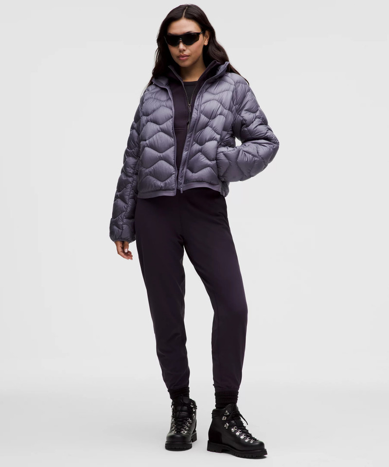 lululemon Featherweight 900-Down-Fill Quilted Jacket outlook