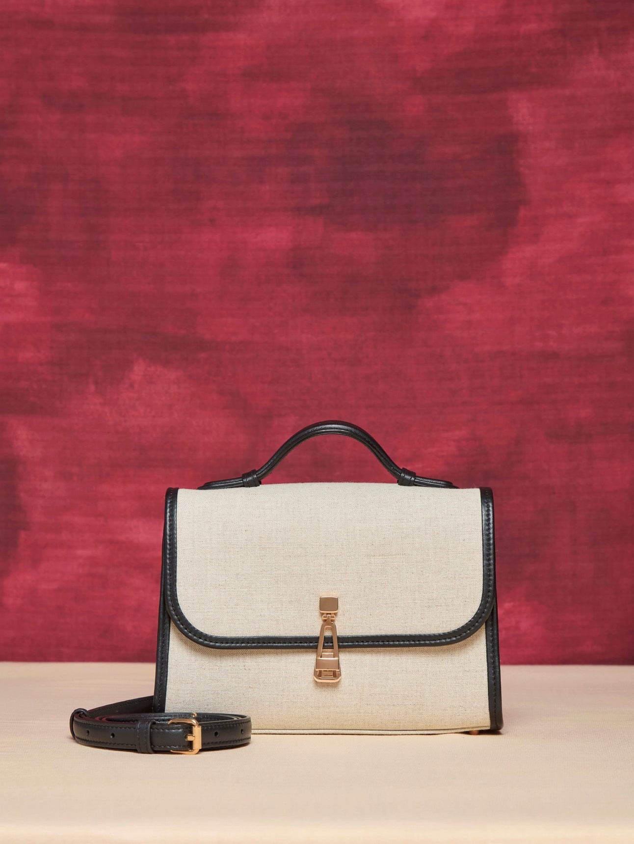 Small Leonora Flap Bag in Beige Linen - 5