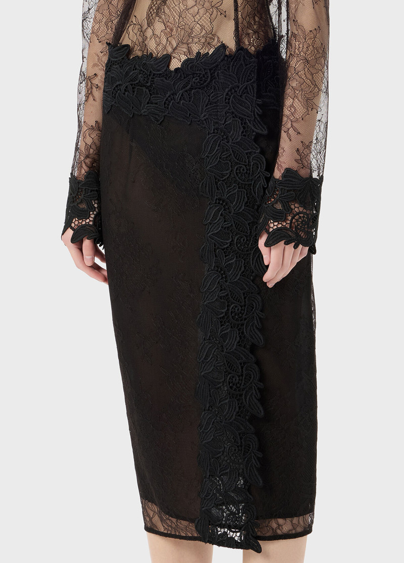CHANTILLY LACE SKIRT WITH MACRAMÉ 4