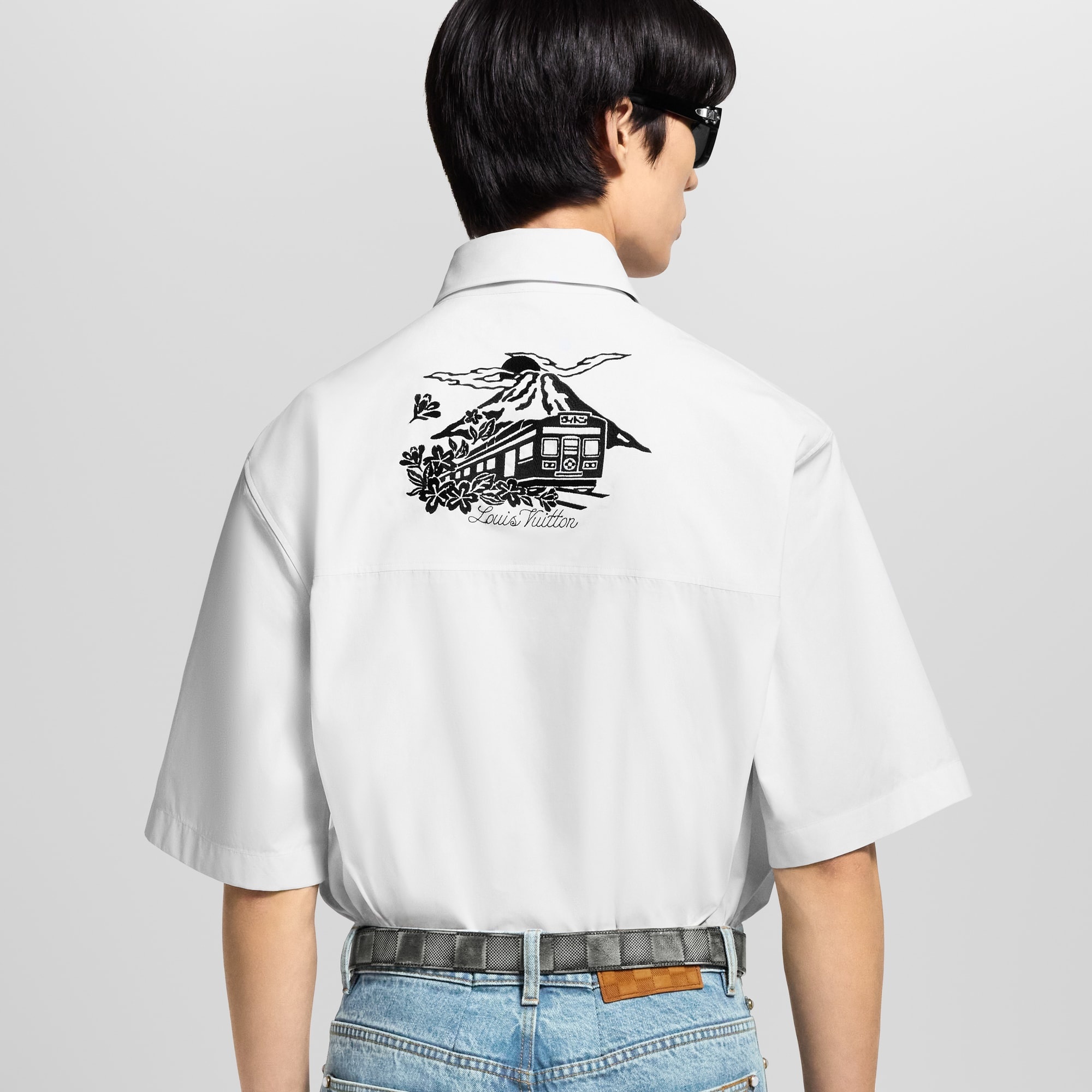 Embellished Short-Sleeved Shirt - 4