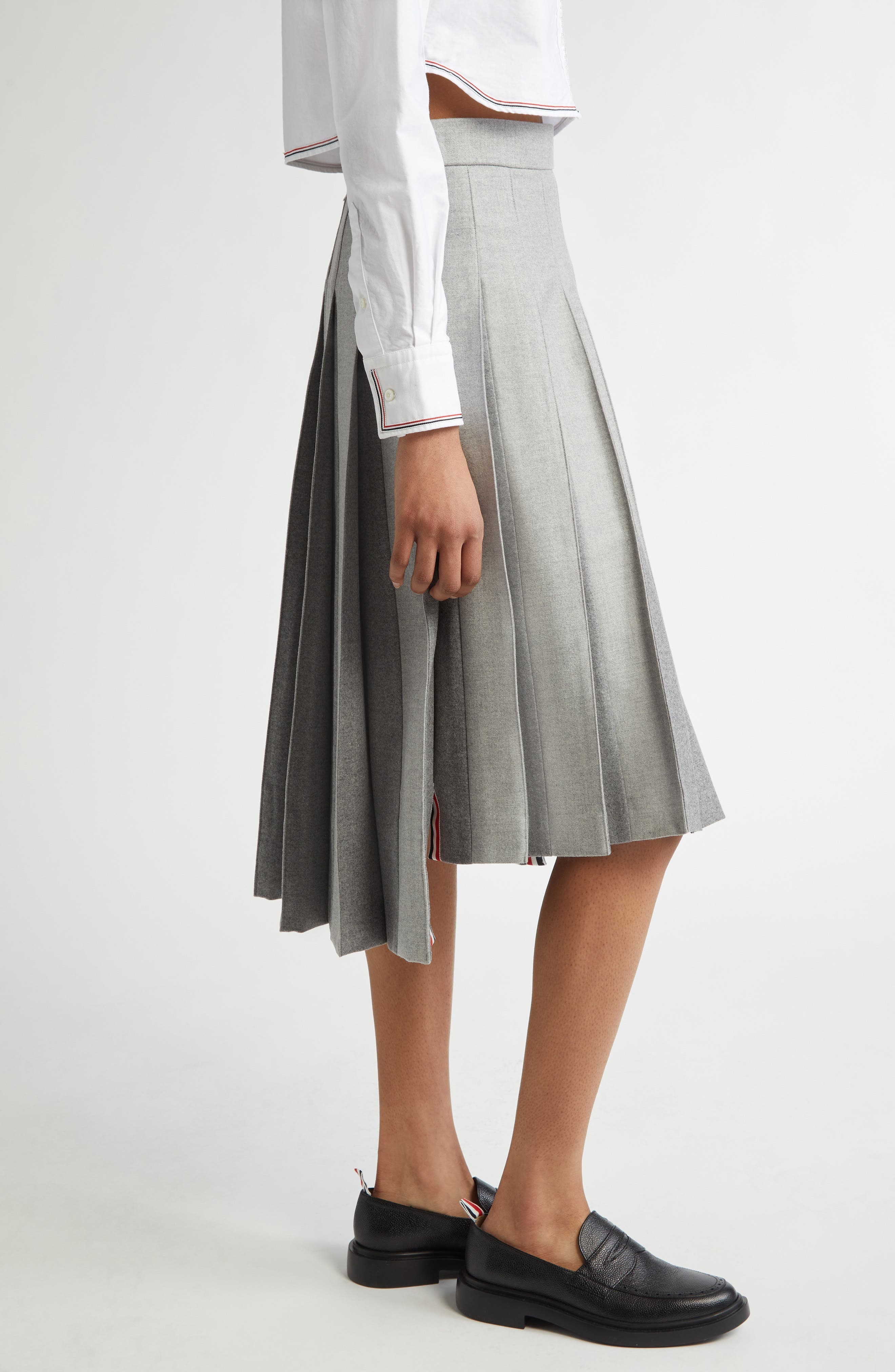 Thom Browne Drop Back Pleated Wool Skirt in Light Grey at Nordstrom - 4