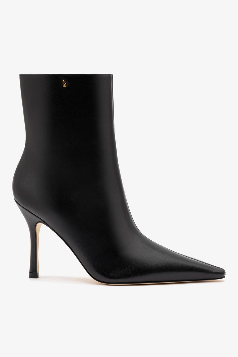 Mini Carine Boot In Black Leather 1