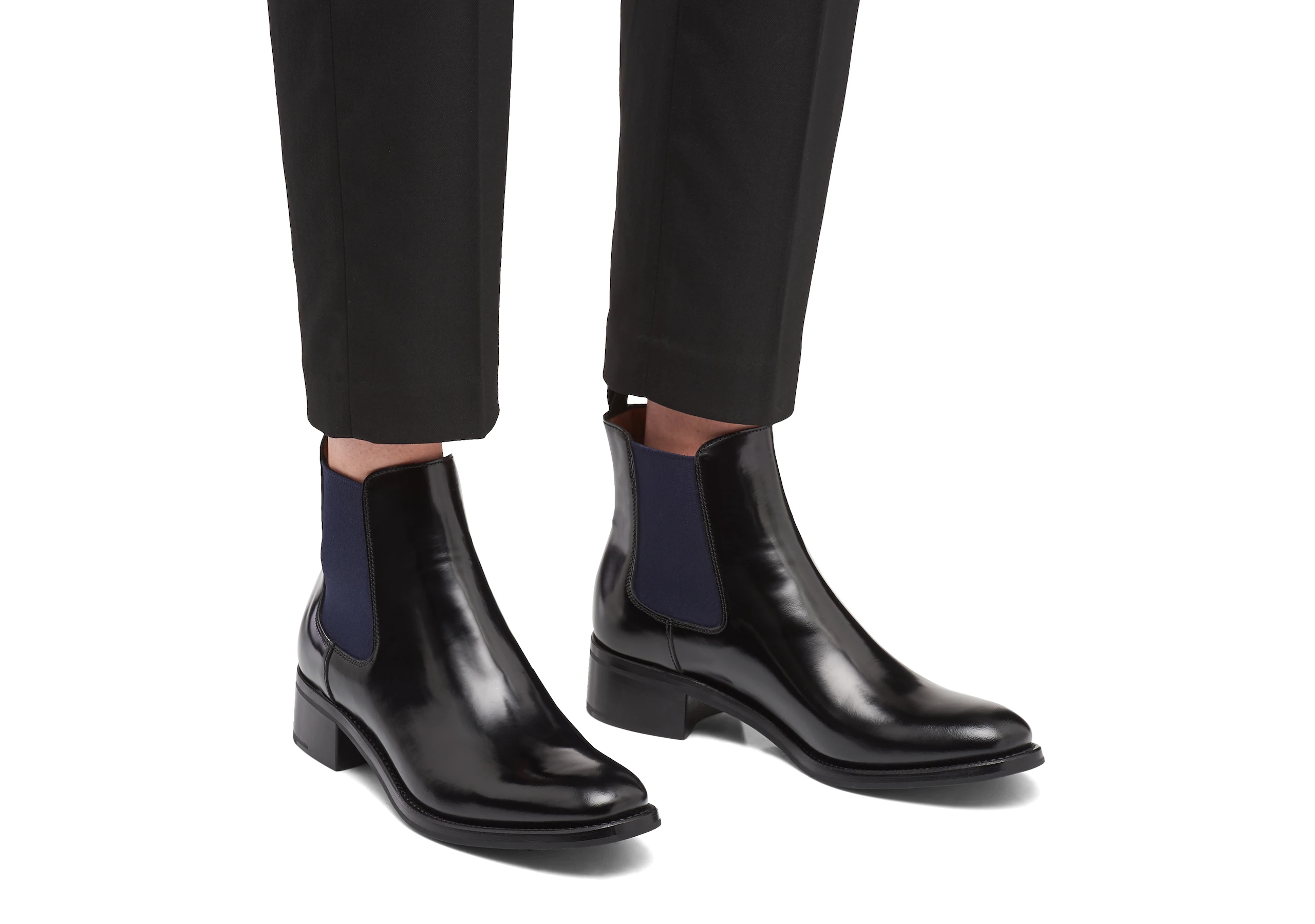 Monmouth 40
Polished Fumè Chelsea Boot Black/blue - 5