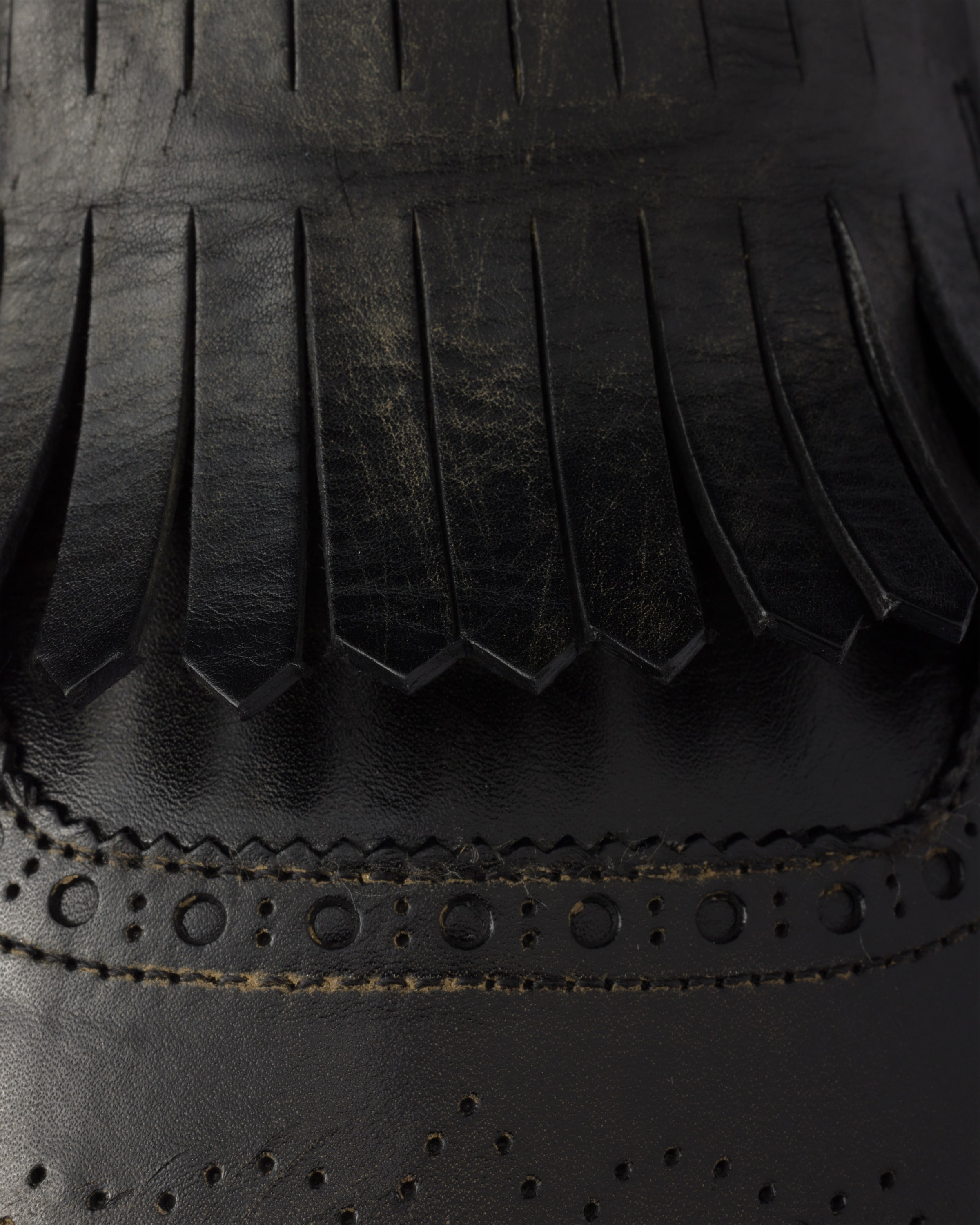 Shuffle fringed leather mules - 7