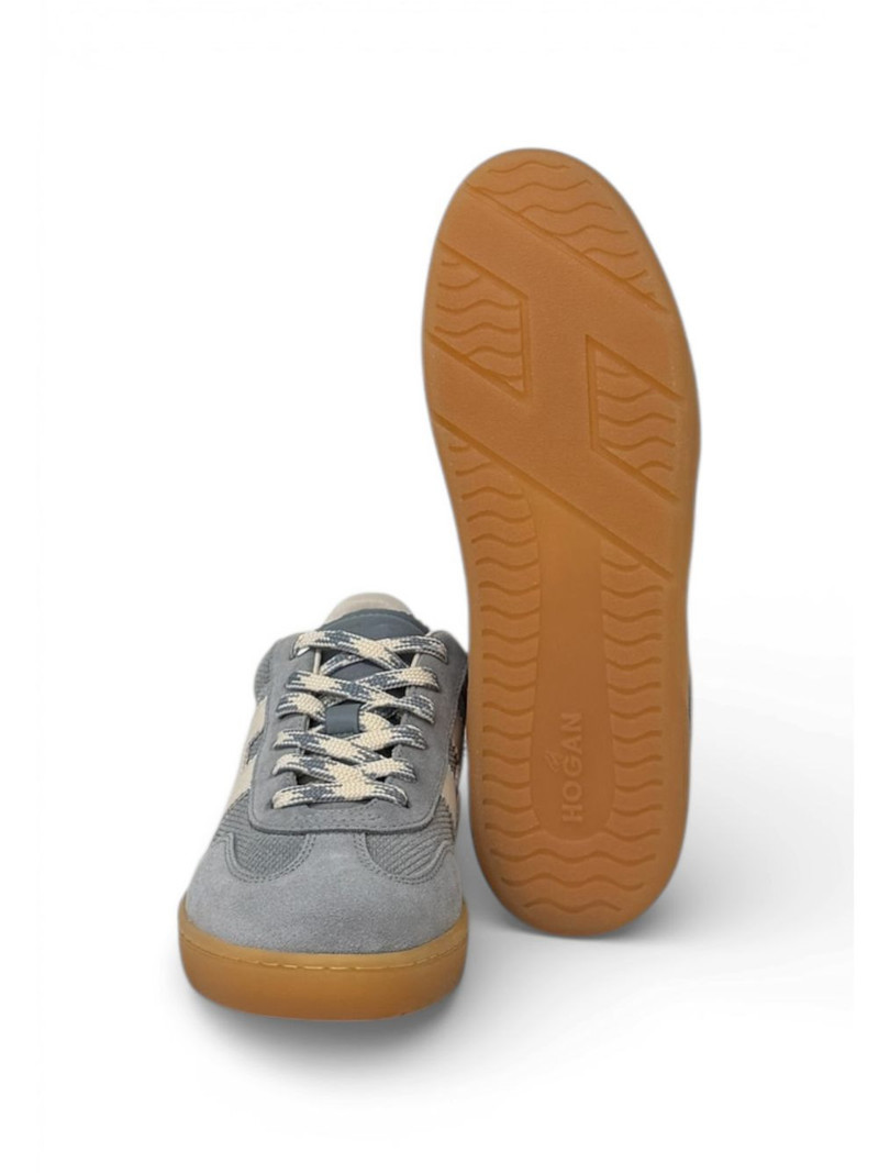 logo patch sneakers 3