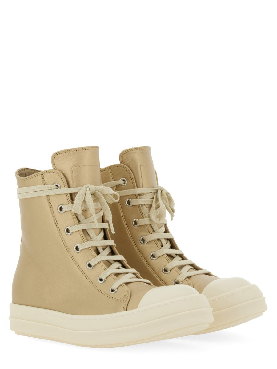 Sneaker High - 2