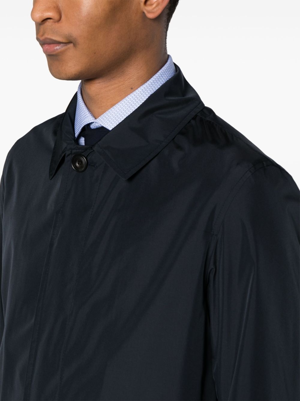 spread-collar buttoned raincoat - 5