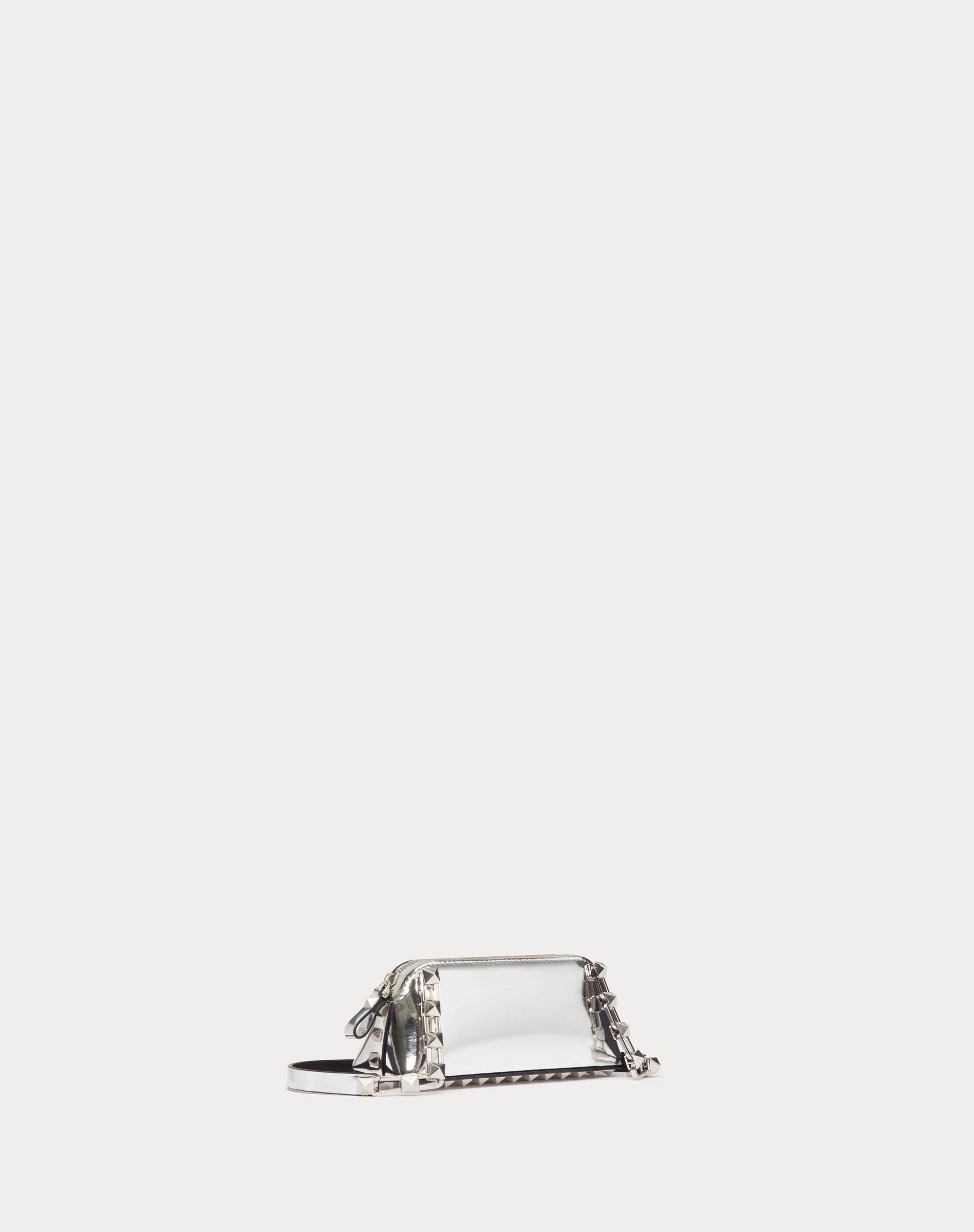 MINI ROCKSTUD CLUTCH IN MIRROR-EFFECT CALFSKIN - 2