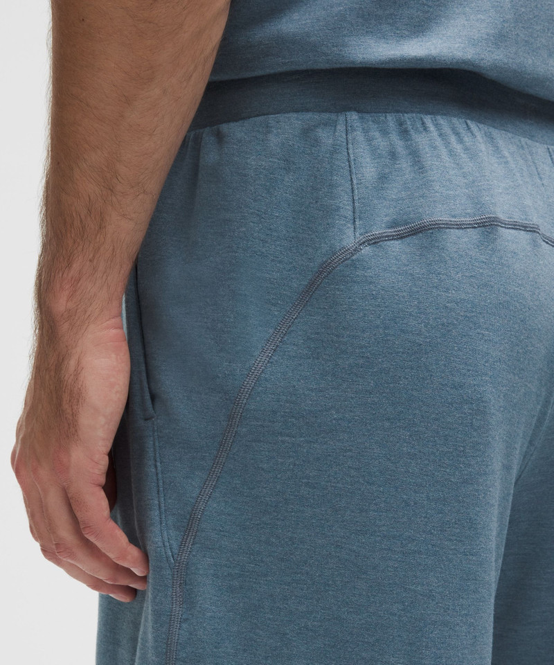 BeCalm Relaxed-Fit Short 7" 6